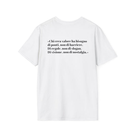 T-Shirt Unisex “Il Nazionalismo fa Male (anche al prosecco)” – L’ironia dell’eccellenza italiana, da indossare