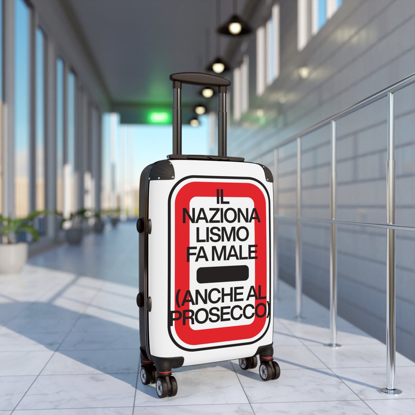 Valigia “Il Nazionalismo fa Male” – Per chi viaggia senza confini, con stile e ironia